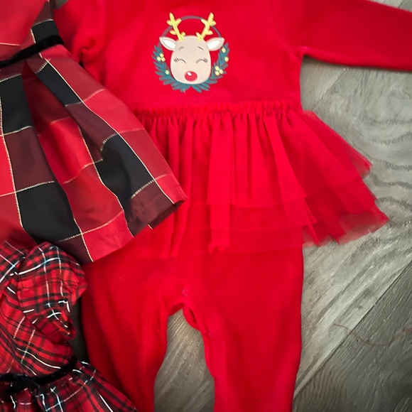 Baby Christmas/xmas outfits 4 total perfect for little girls first holiday - Picture 5 of 11